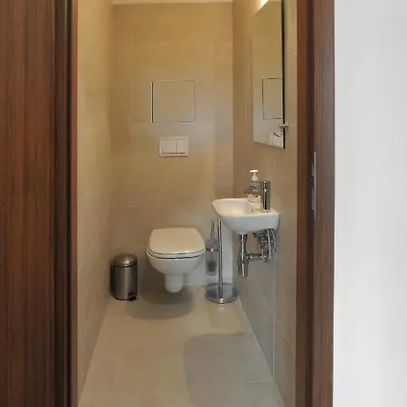 Jeleni Boudy Apartment