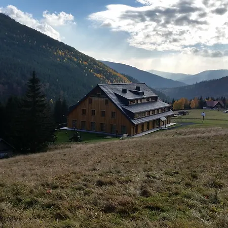 Apartament Jeleni Boudy *