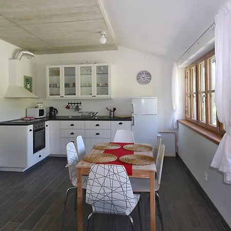 Apartament Jeleni Boudy *