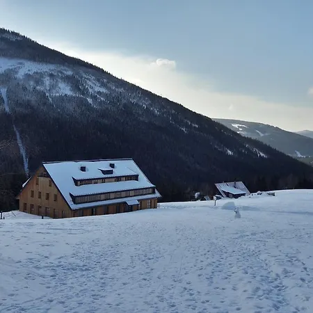 Jeleni Boudy Apartment